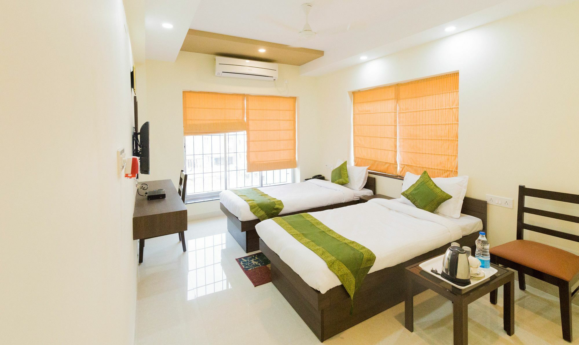 Treebo Trend Newtown Classic Calcutta Extérieur photo