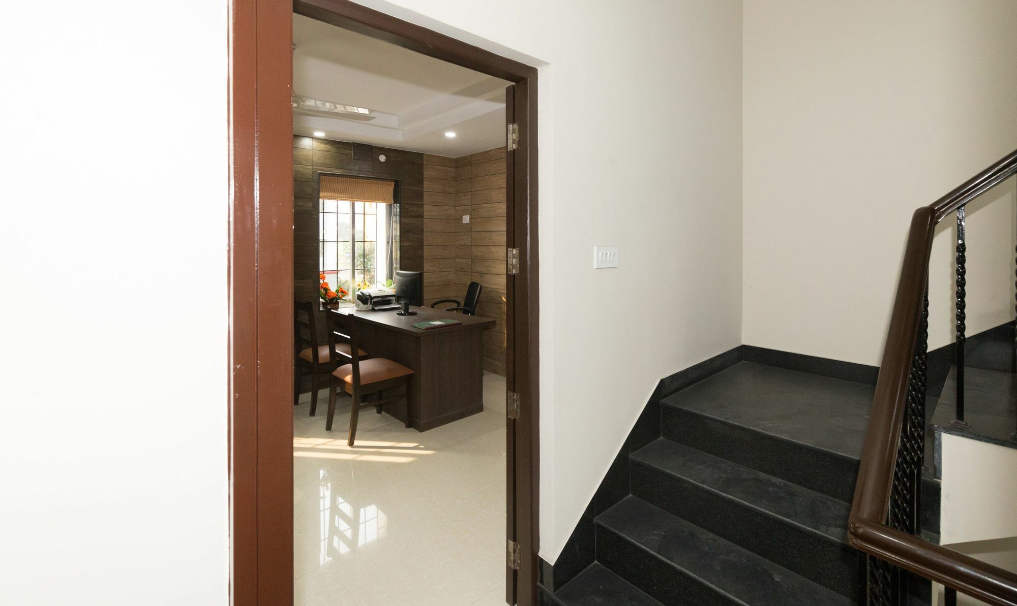 Treebo Trend Newtown Classic Calcutta Extérieur photo
